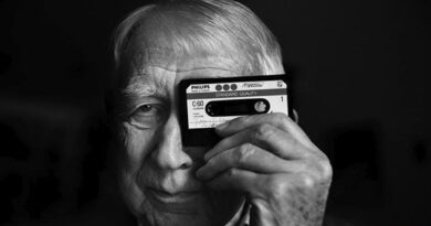 Lodewijk Ottens inventor of audio cassette and CD dies
