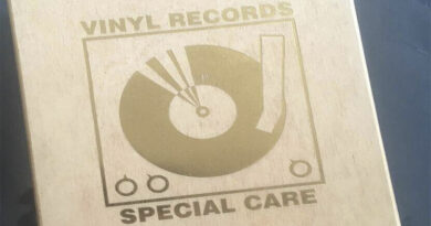Vinyl Record Cleaning Boxset Woodedition